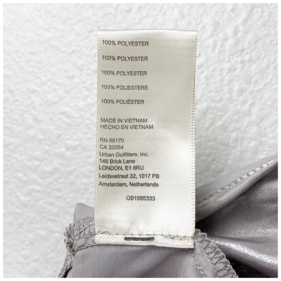 NWT Free People Cassandra Metallic Blouse in Pewter Size Small - Picture 14 of 14